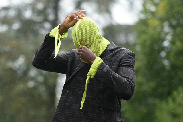 França: Konaté explica aquela roupa na chegada à seleção