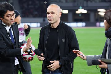 Oficial: Andrés Iniesta anuncia reforma aos 40 anos