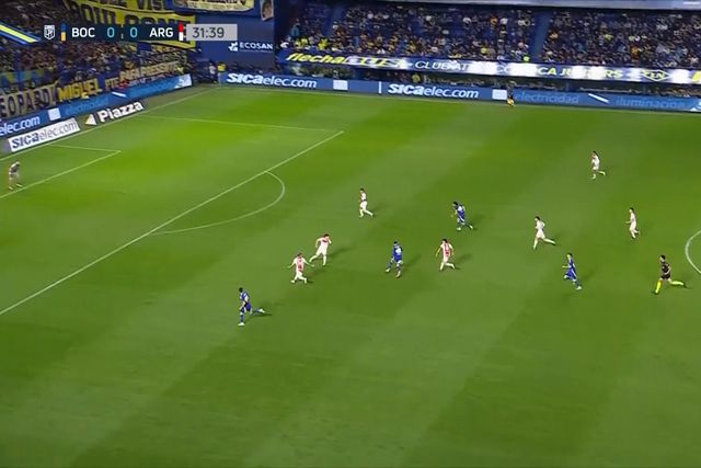 Boca Juniors volta a ganhar com novo treinador