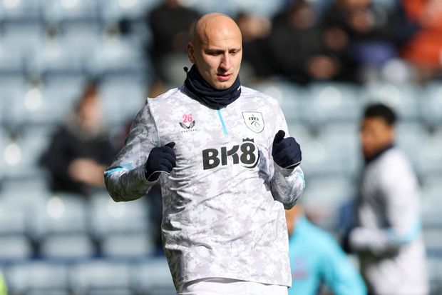 Jonjo Shelvey, antigo jogador do Burnley