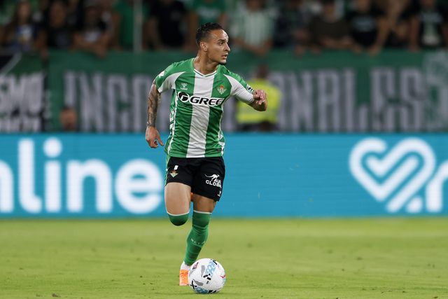 Antony em ação pelo Betis