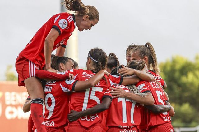 Festejos das jogadoras do Benfica - Foto: Benfica