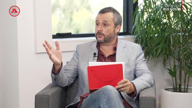 Rui Costa: «Entre contas de Benfica e FC Porto não há comparação possível»