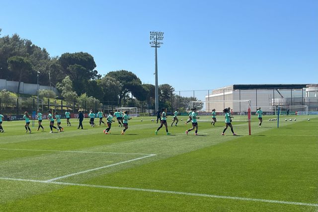 Trabalhos da Seleção feminina