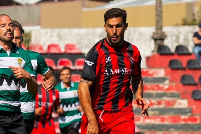 Hugo Seco apontou grande golo frente ao Leça, no Campeonato de Portugal - Foto: D.R.