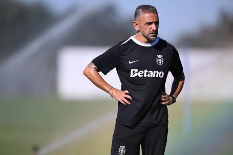Rui Borges orientou o treino desta manhã para preparar jogo com o Marítimo Foto: IMAGO