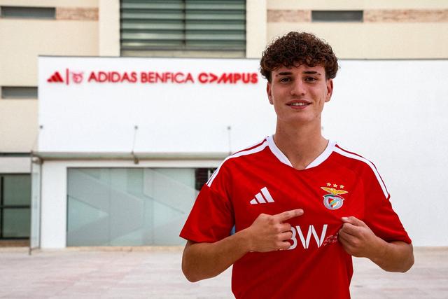 Cassiano Silva, lateral-esquerdo do Benfica (foto: SL Benfica)