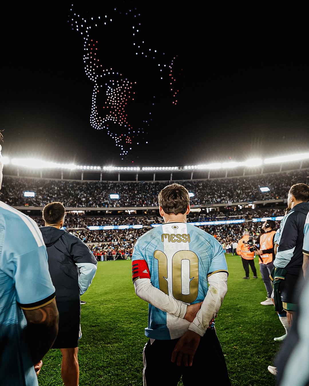 As melhores imagens do adeus de Messi à seleção argentina AFA/X