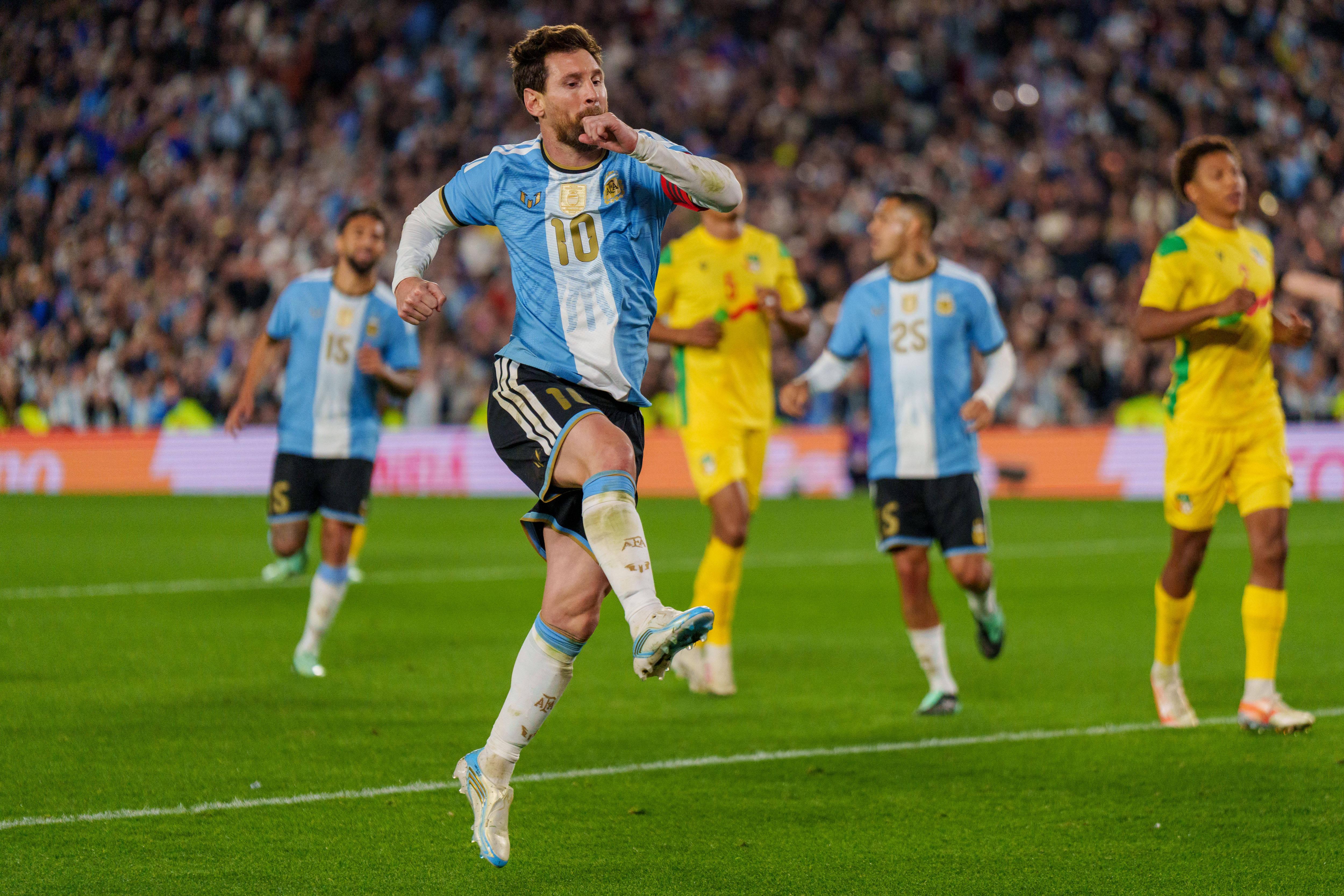 As melhores imagens do adeus de Messi à seleção argentina