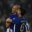 FC Porto derrota Antuérpia e iguala Barcelona