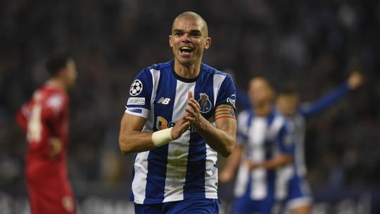 Pepe: «Ganhar um título por Portugal foi o auge da minha carreira»