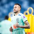 Neymar reavaliado pelo médico da seleção brasileira