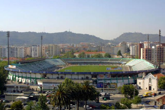 O mítico Estádio do Bonfim continua a ser a casa do Vitória Foto: D.R.