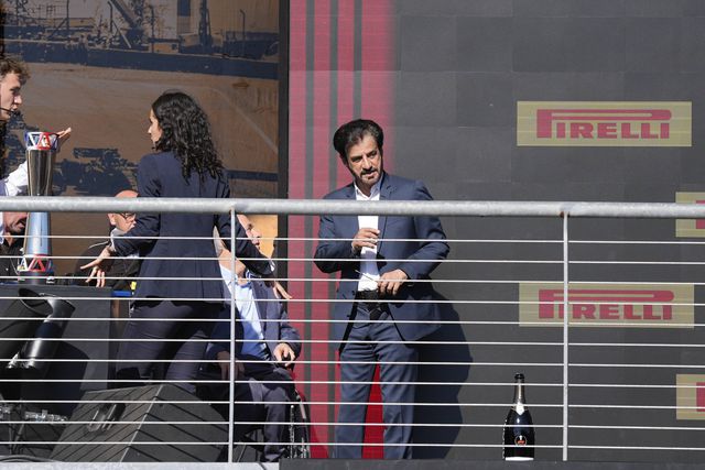 Palavrões na F1: pilotos dão murro na mesa