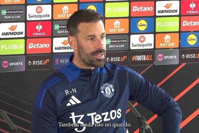 Van Nistelrooy:« Não tive contacto com Amorim nem sei quando vou ter»