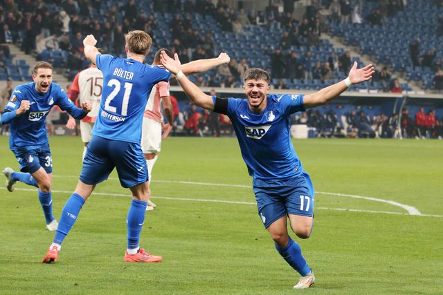 Liga Europa: Hoffenheim salva um ponto em jogo com minutos finais loucos