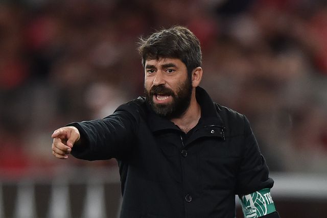 Treinadores: a eterna dança