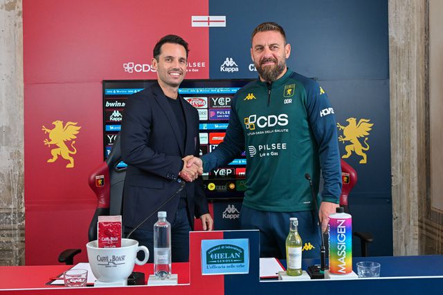 De Rossi na apresentação pelo Génova: «O destino trouxe-me até aqui»