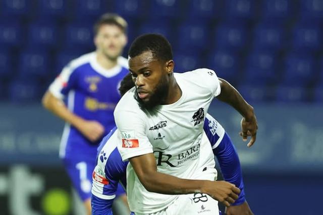 Duelo foi bastante intenso, mas terminou sem golos - Foto: Farense