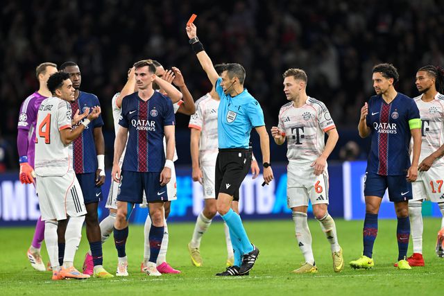 Luis Díaz viu vermelho pela entrada dura sobre Hakimi