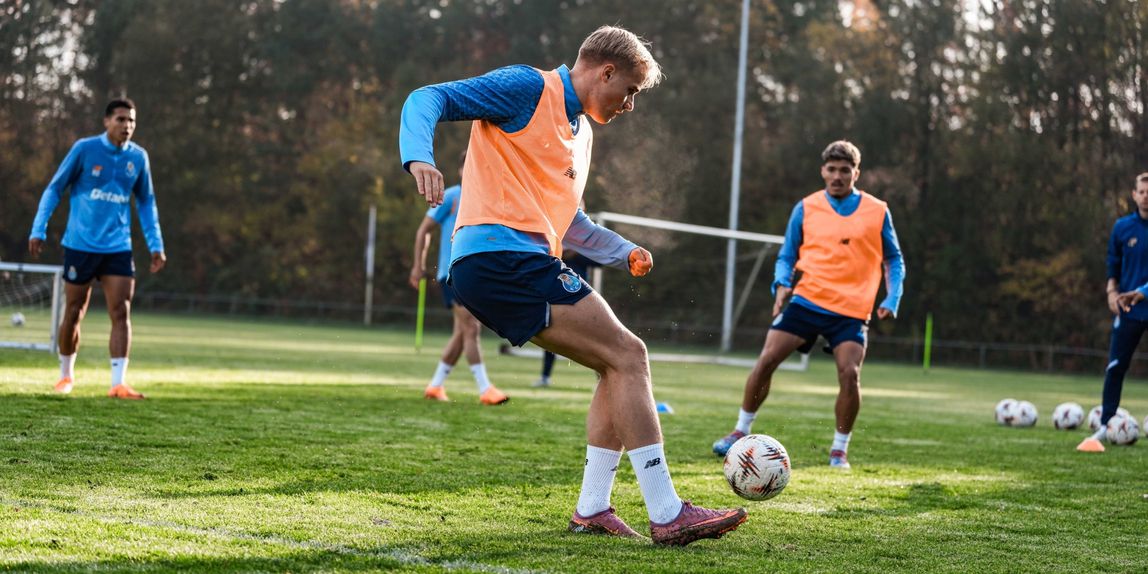Froholdt foi 'poupado' e só entrou na segunda parte em Utreque - Foto: FC PORTO