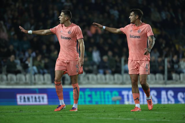 Bednarek e Kiwior foram novamente chamados pela Polónia