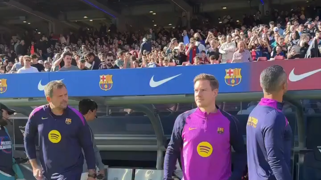 Equipa do Barcelona voltou a pisar relvado do Camp Nou