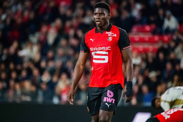 Breel Embolo fez o gosto ao pé frente ao Paris FC. Foto: IMAGO