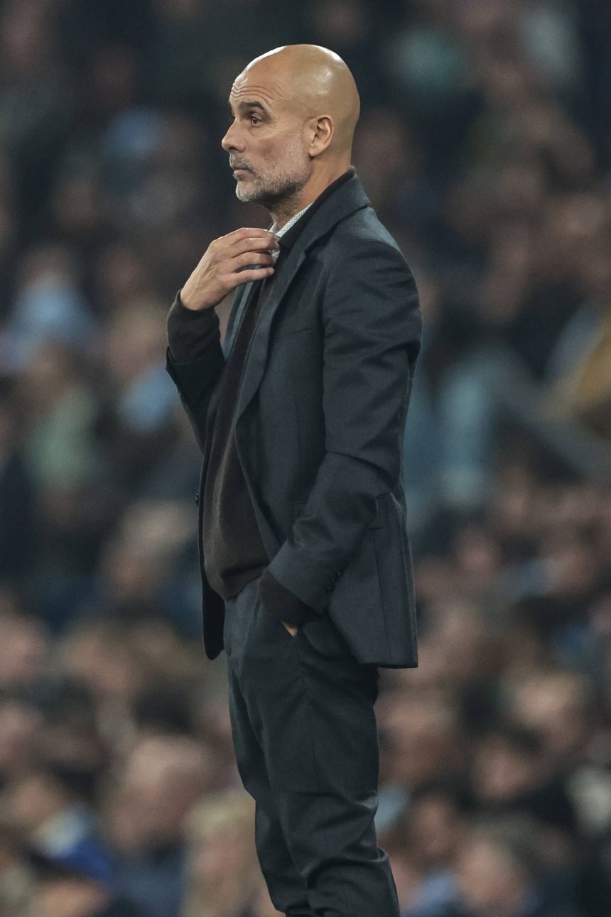 Pep Guardiola, treinador do Manchester City