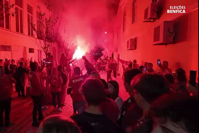 Foi assim a receção a Rui Costa no Barreiro