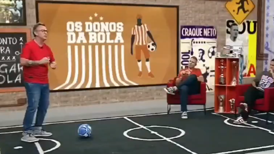 VÍDEO: «Quem são FC Porto e Benfica perto do Santos?»