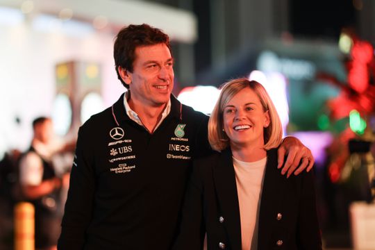 FIA abandona investigação de conflito de interesses a Toto Wolff e mulher