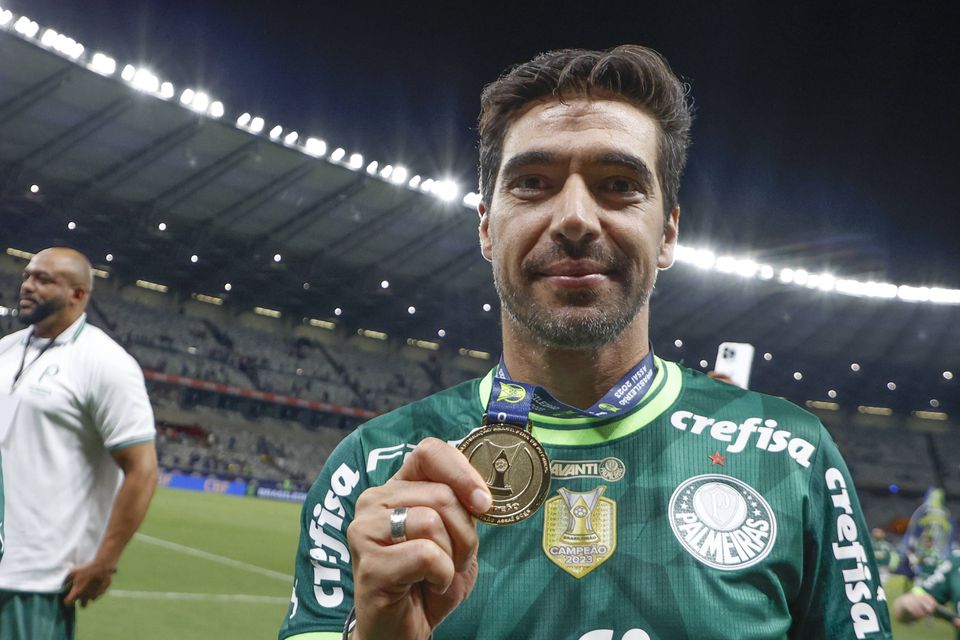 Presidente do Palmeiras confirma: Abel renova até 2025