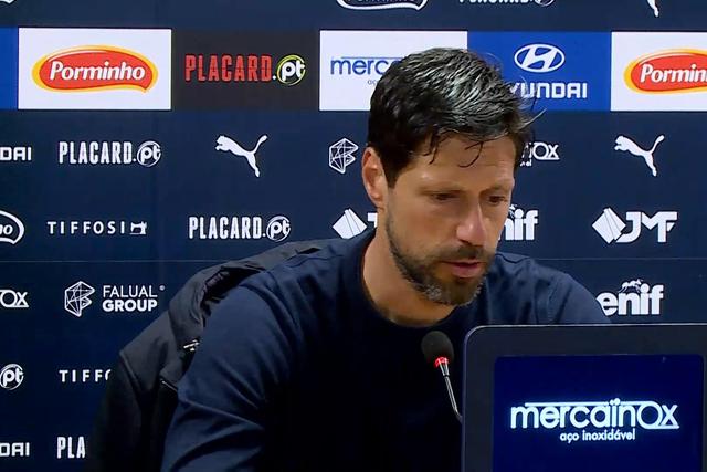 «Atitude dos jogadores dá-me sinais positivos e entrámos na luta, estamos na luta»