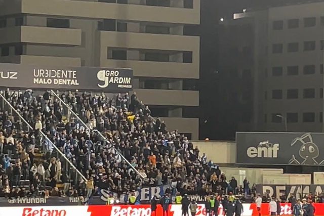 Jogadores do FC Porto muito contestados, pedidos de demissão de Villas-Boas