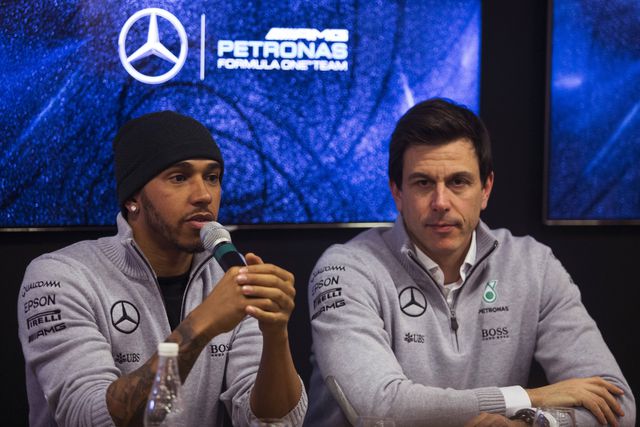 «Foi um erro idiota não ter mandado Hamilton mais cedo para a pista»