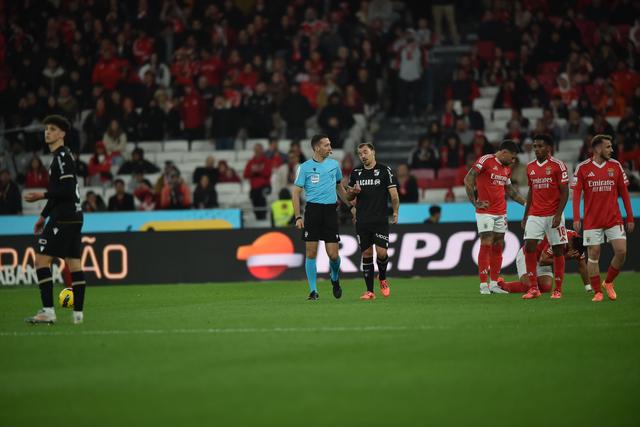 A análise de Duarte Gomes ao jogo da Luz
