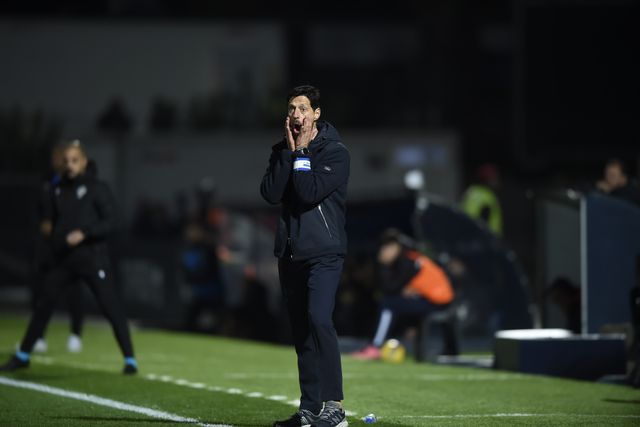 «Árbitro disse que a mão direita do Pepê toca na bola, o que é mentira»