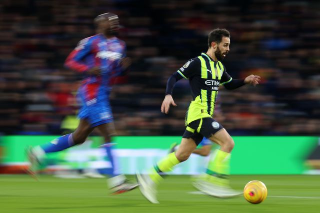 Man. City empata com Crystal Palace e pode ver liderança ainda mais longe