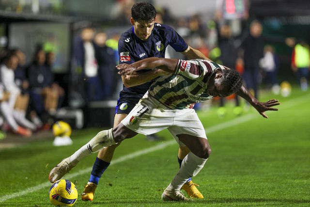 Estrela da Amadora venceu o Arouca que perde há seis jogos consecutivos. Foto: Tiago Petinga/LUSA