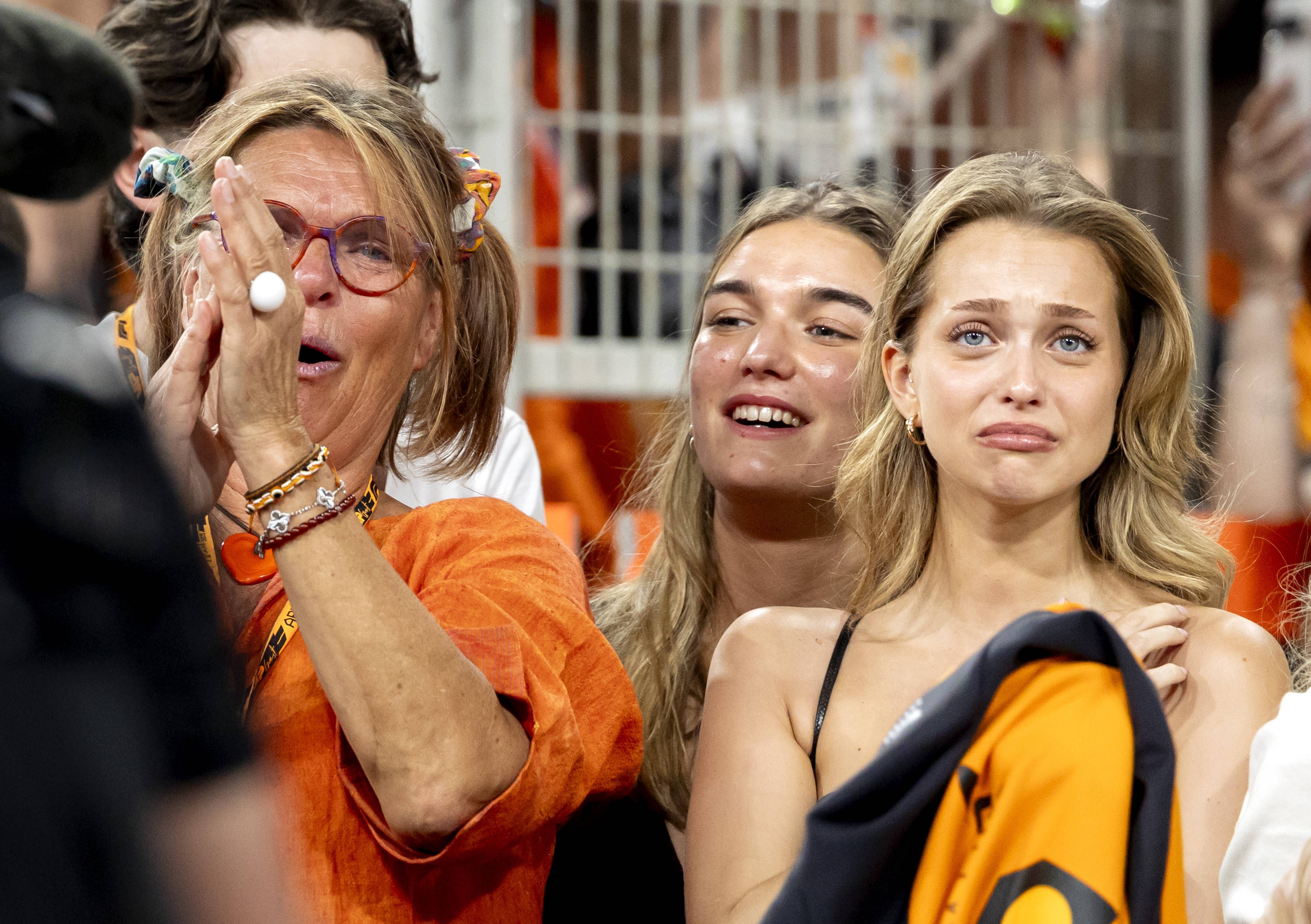 Mãe de Lando Norris, Cisca Wauman, e Margarida Corceiro - Foto: IMAGO