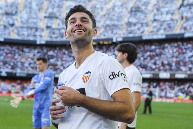 Hugo Duro, avançado do Valência, marcou golo do empate frente ao Sevilha