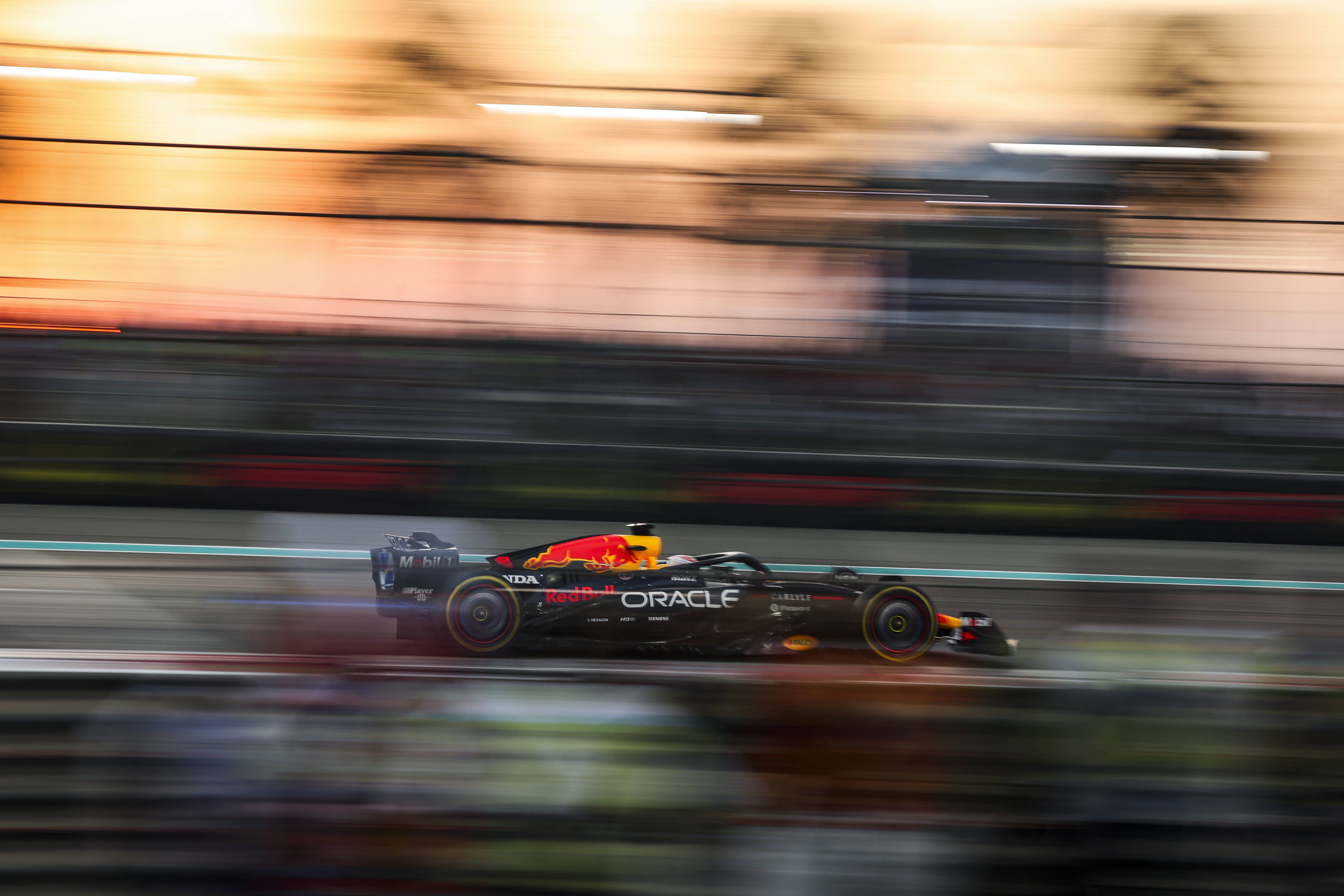 Verstappen no GP de Abu Dabi - Foto: IMAGO