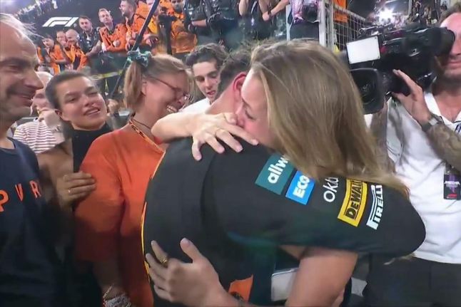 O festejo do novo campeão do mundo com Margarida Corceiro