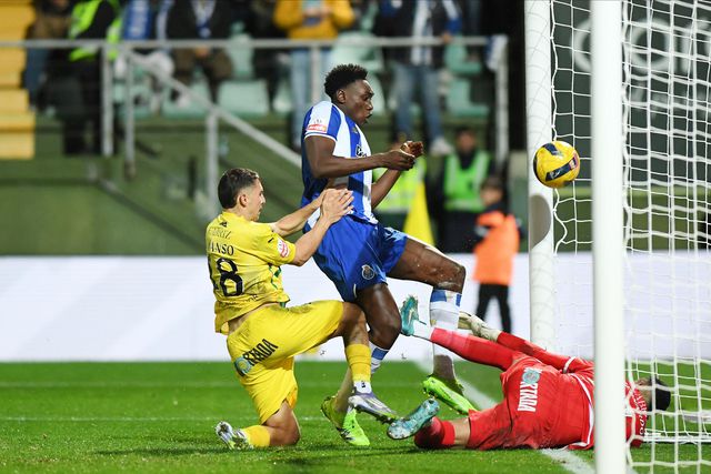 Tondela-FC Porto: dragões cumprem e agradecem empate no dérbi