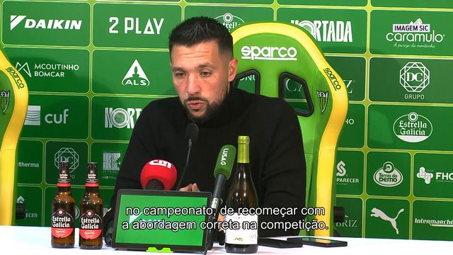 Farioli: «Nunca vi ninguém ganhar um campeonato em dezembro»