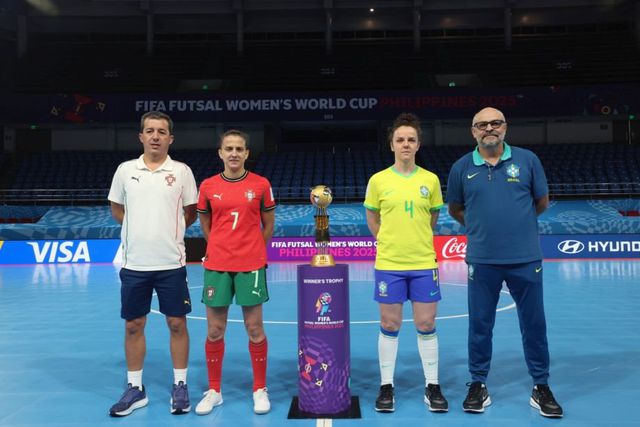 Selecionador Luís Conceição e guarda-redes Ana Catarina Pereira fizeram a antevisão da final deste domingo (foto FPF)