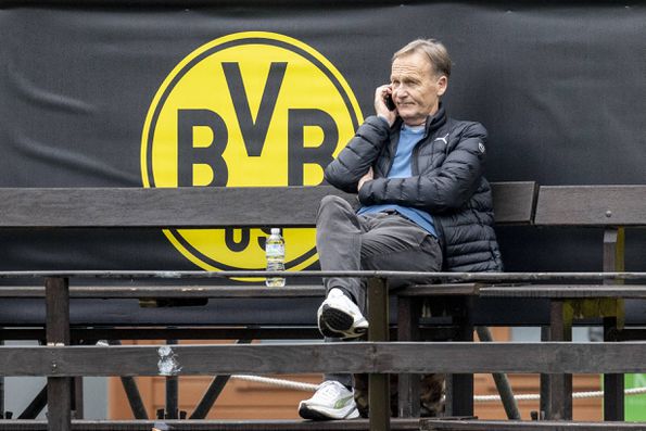 CEO do Dortmund confirma negociações por Sancho