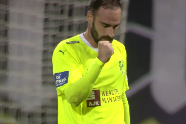 Rafael Lopes marca na vitória do AEK Larnaca