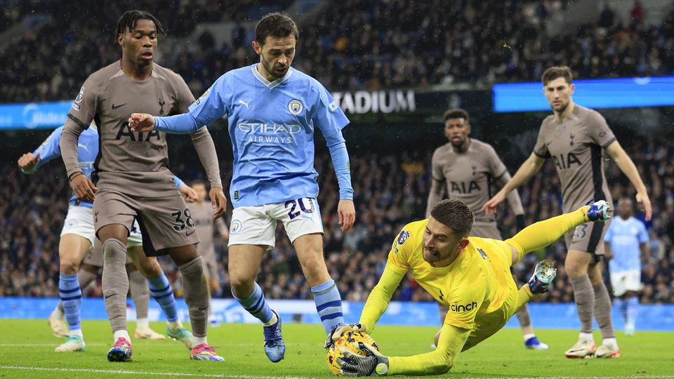 Taça de Inglaterra: Tottenham recebe Manchester City na quarta ronda